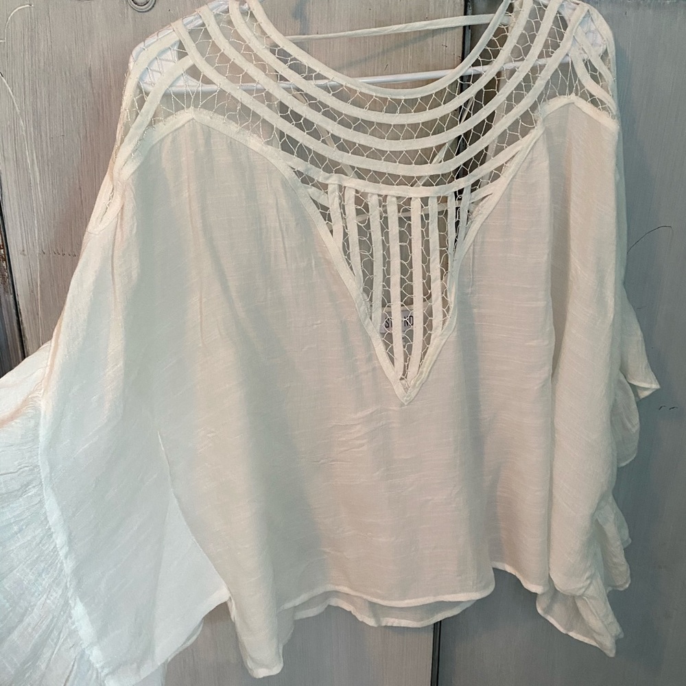 Staand White flowing blouse